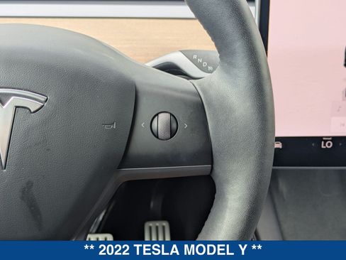 Used 2022 Tesla Model Y Performance AWD/4WD image 26