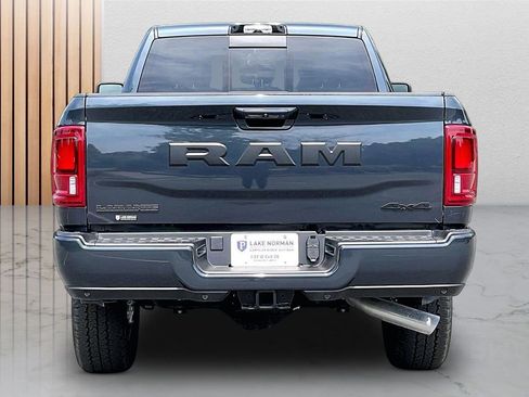 New 2026 RAM 2500 Laramie AWD/4WD image 8