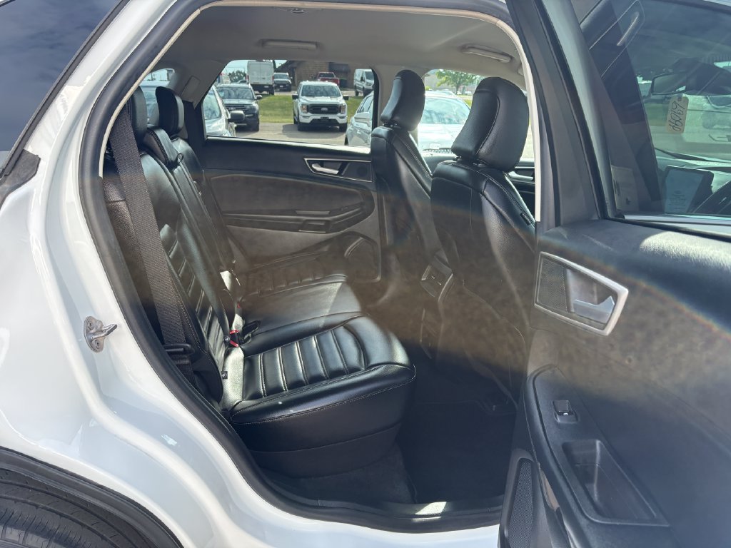 Used 2024 Ford Edge SEL w/ Convenience Package AWD/4WD image 13