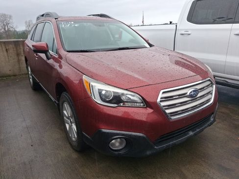 Used 2016 Subaru Outback 2.5i Premium image 2