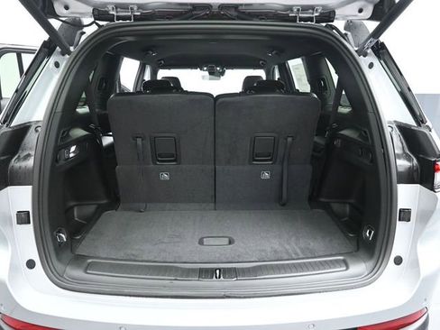 New 2025 Jeep Grand Cherokee L Limited w/ Black Appearance Package image 20