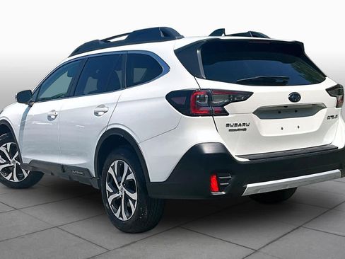 Used 2022 Subaru Outback Limited AWD/4WD image 12