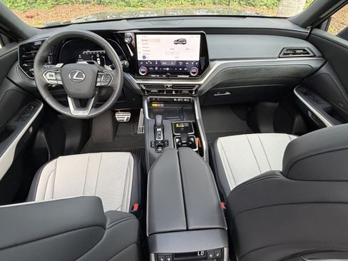 Used 2026 Lexus TX 350 AWD w/ Technology Package image 34