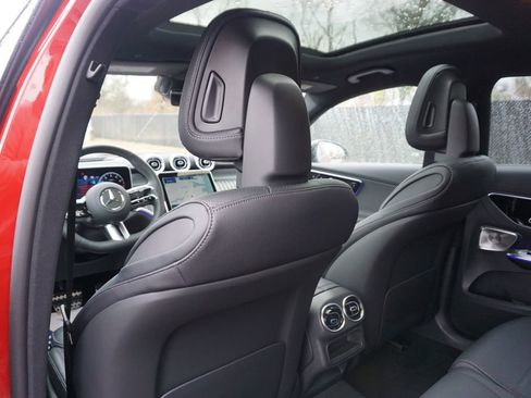 Certified 2025 Mercedes-Benz GLC 300 4MATIC image 15