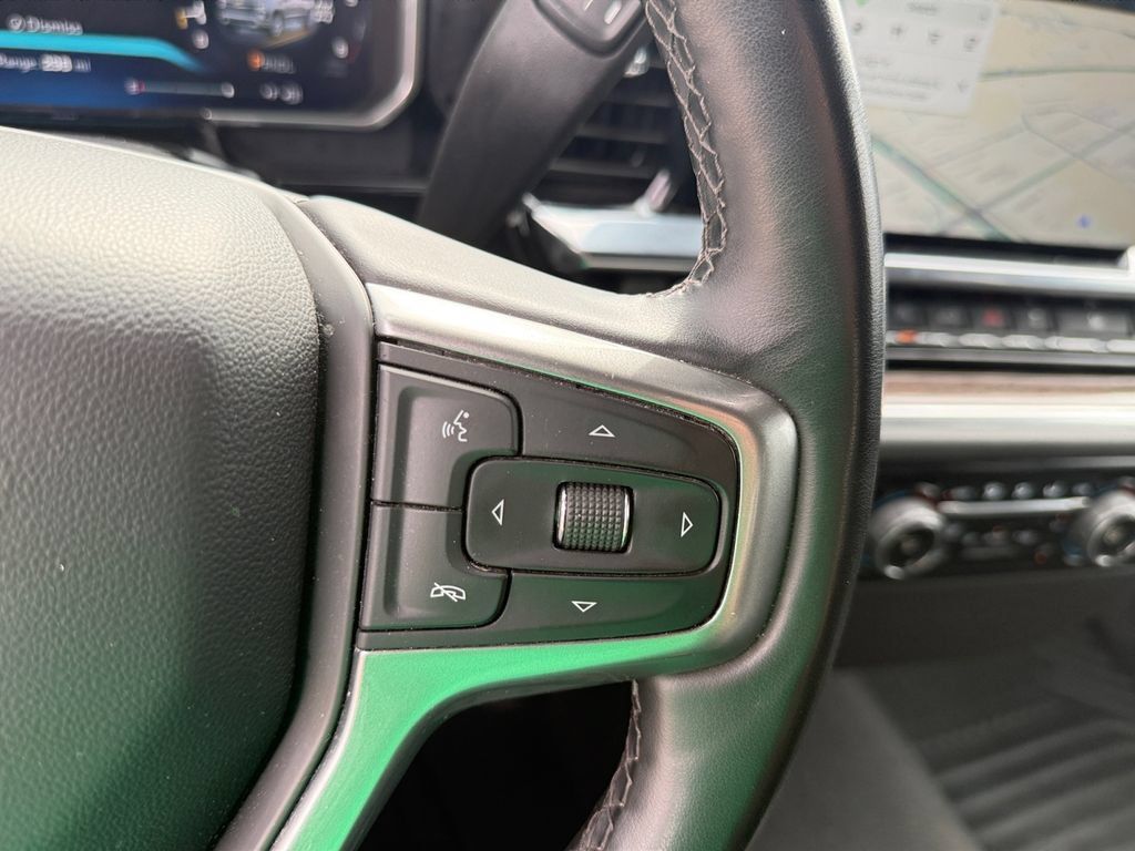 Used 2026 Chevrolet Silverado 1500 RST AWD/4WD image 17