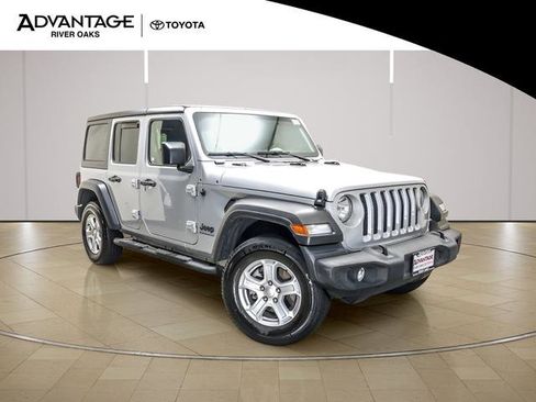 Used 2023 Jeep Wrangler Unlimited Sport AWD/4WD image 2