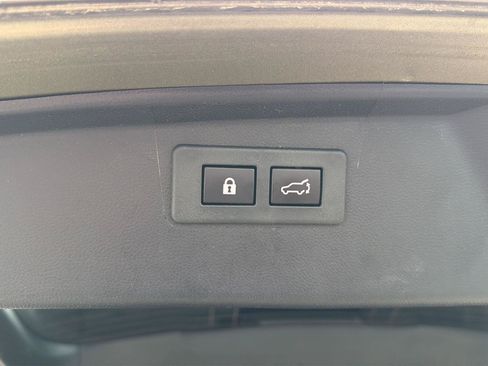 Used 2023 Subaru Outback Wilderness AWD/4WD image 8
