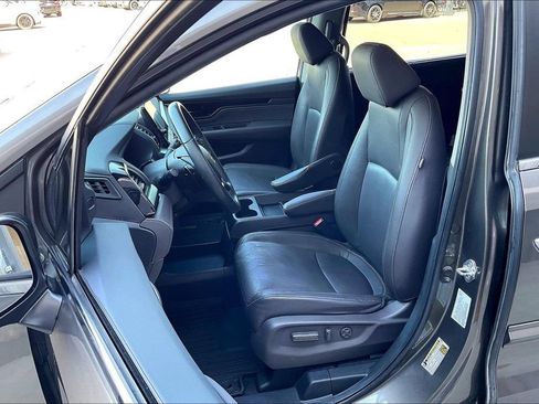Used 2021 Honda Odyssey Touring image 25