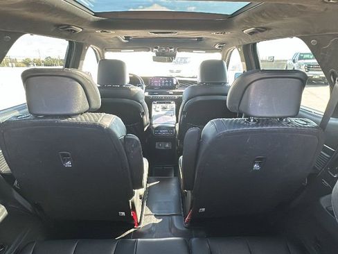 Used 2024 Hyundai Palisade Calligraphy image 34