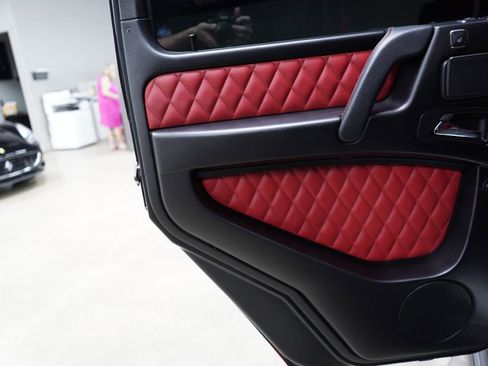 Used 2018 Mercedes-Benz G 63 AMG 4MATIC image 13