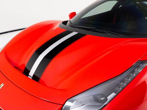 Used 2019 Ferrari 488 Pista Coupe image 57