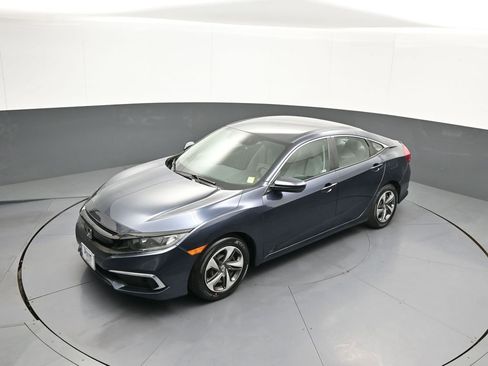 Certified 2019 Honda Civic LX image 33