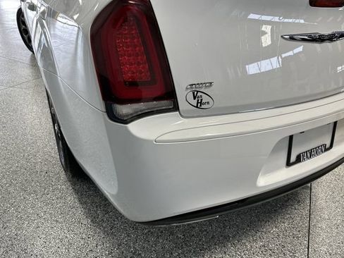 Used 2017 Chrysler 300 S image 30