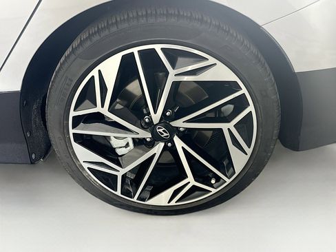 Used 2024 Hyundai Ioniq 6 SEL RWD image 11