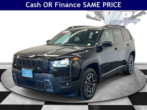 Used 2026 Jeep Cherokee Laredo AWD/4WD image 4