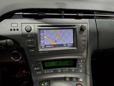 Used 2013 Toyota Prius Persona Series FWD image 24
