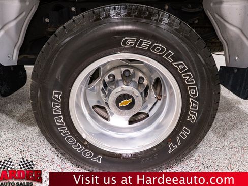 Used 2023 Chevrolet Silverado 3500 High Country image 10