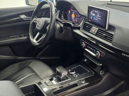 Used 2020 Audi Q5 e Prestige w/ Prestige Package image 29