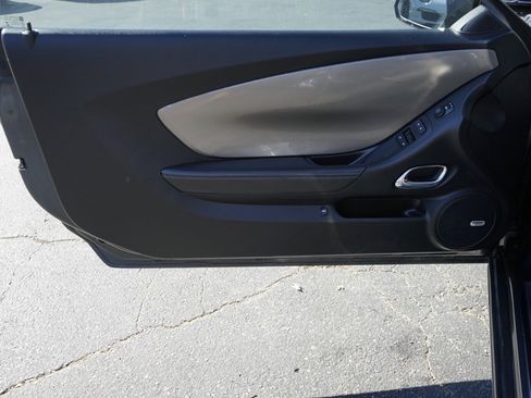 Used 2015 Chevrolet Camaro SS w/ SS Performance Package image 23