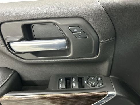 Used 2021 GMC Sierra 1500 SLE image 11
