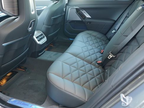 New 2026 BMW 740i w/ Premium Package image 19