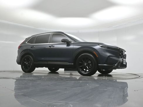 Used 2023 Honda CR-V Sport image 2