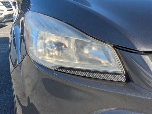 Used 2014 Ford Escape S image 9