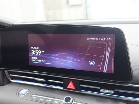 Used 2024 Hyundai Elantra Blue FWD image 14