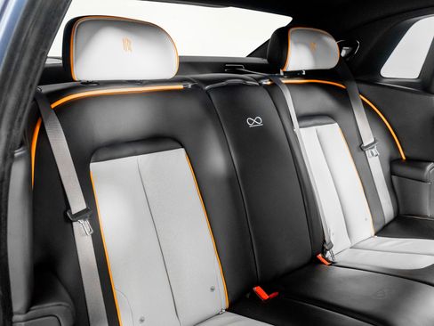 Used 2024 Rolls-Royce Ghost Black Badge w/ Black Badge Ghost Package image 32