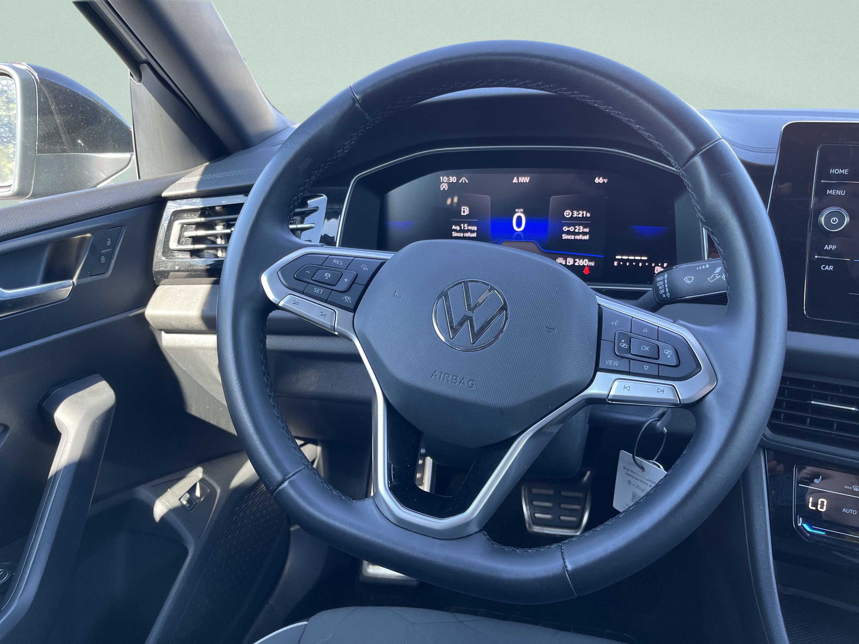 Used 2025 Volkswagen Jetta Sport FWD image 24
