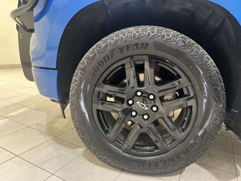 Used 2023 Chevrolet Silverado 1500 RST AWD/4WD image 31