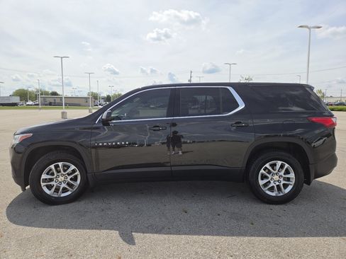 Used 2018 Chevrolet Traverse LS FWD image 12