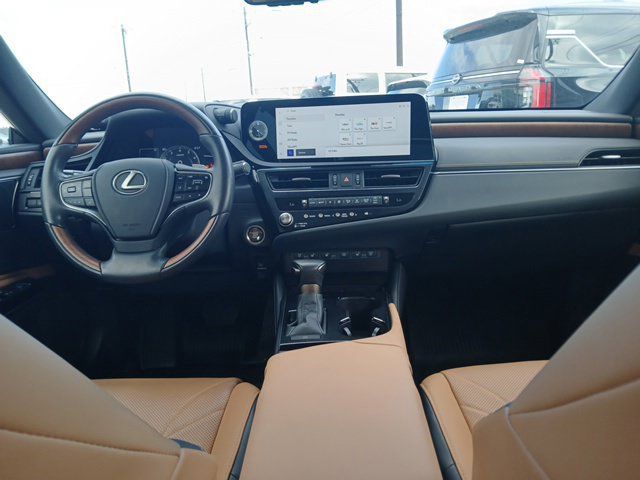 Used 2025 Lexus ES 350 Ultra Luxury w/ Accessory Package (Z1) FWD image 12