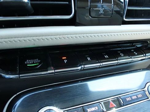 Used 2023 Lincoln Nautilus Reserve w/ Monochromatic Package AWD/4WD image 20