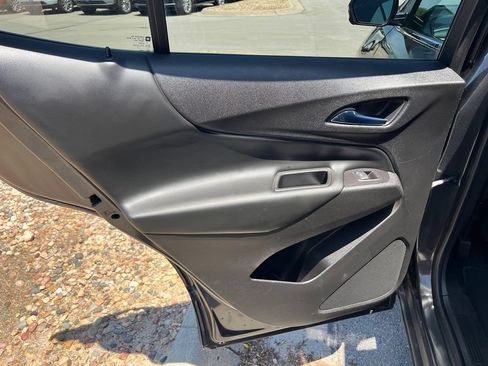 Used 2018 Chevrolet Equinox LT AWD/4WD image 20