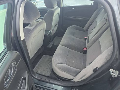 Used 2013 Chevrolet Impala LT w/ LT Sunroof Package FWD image 11