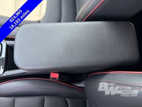 Used 2024 Chevrolet TrailBlazer RS w/ Convenience Package FWD image 22