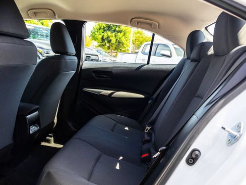 Used 2026 Toyota Corolla LE FWD image 15