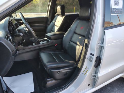 Certified 2024 Dodge Durango GT image 18