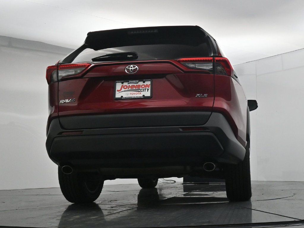 Used 2023 Toyota RAV4 XLE Premium FWD image 35