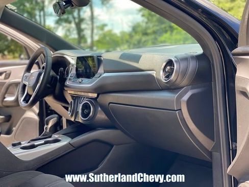 Used 2022 Chevrolet Blazer LT w/ Redline Edition FWD image 17
