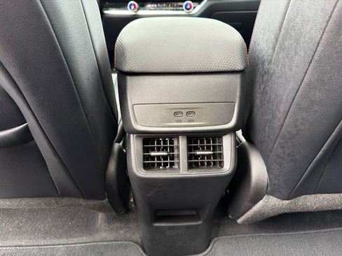 Used 2026 Chevrolet Equinox RS AWD/4WD image 19