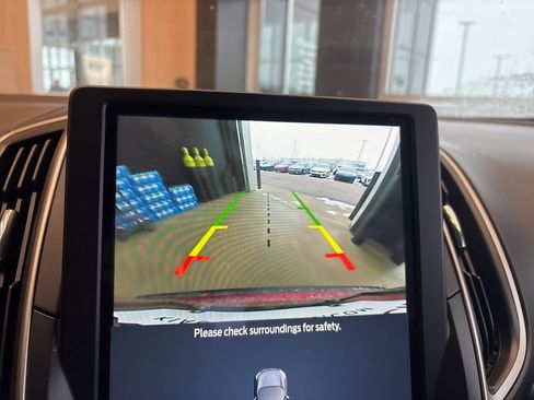 Used 2022 Ford Edge SEL w/ Convenience Package image 25