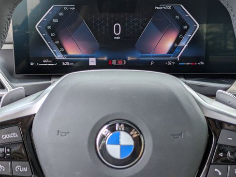 Used 2025 BMW 430i Convertible w/ Premium Package RWD image 13