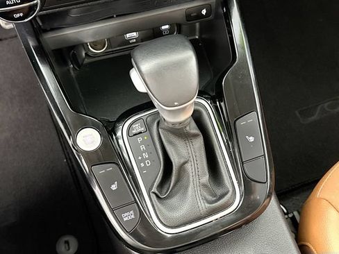 Used 2024 Kia Soul EX w/ Option Group 015 FWD image 16