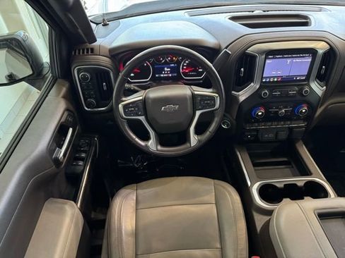 Used 2019 Chevrolet Silverado 1500 LT Trail Boss AWD/4WD image 5