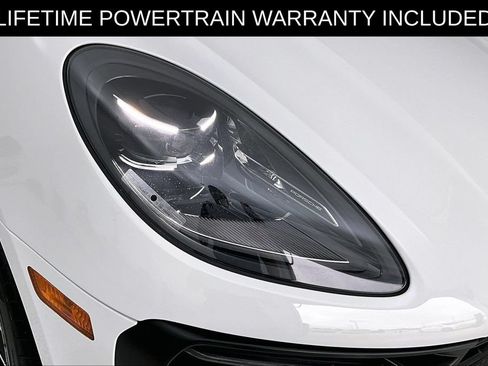 Used 2024 Porsche Macan w/ Premium Plus Package AWD/4WD image 40