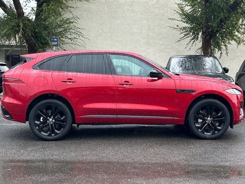 New 2024 Jaguar F-PACE R-Dynamic S AWD/4WD image 7