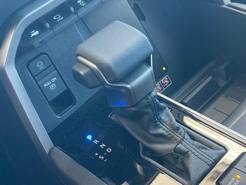 New 2026 Toyota Tundra Limited AWD/4WD image 17