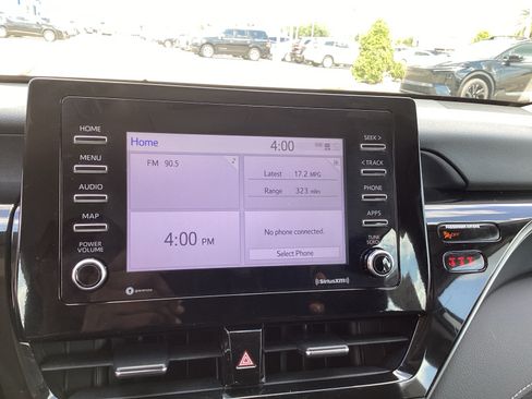 Used 2024 Toyota Camry SE FWD image 17